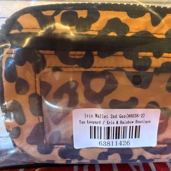 Iris & Rainbow 2nd Gen Wallet - Tan Leopard - Picture 3 of 3